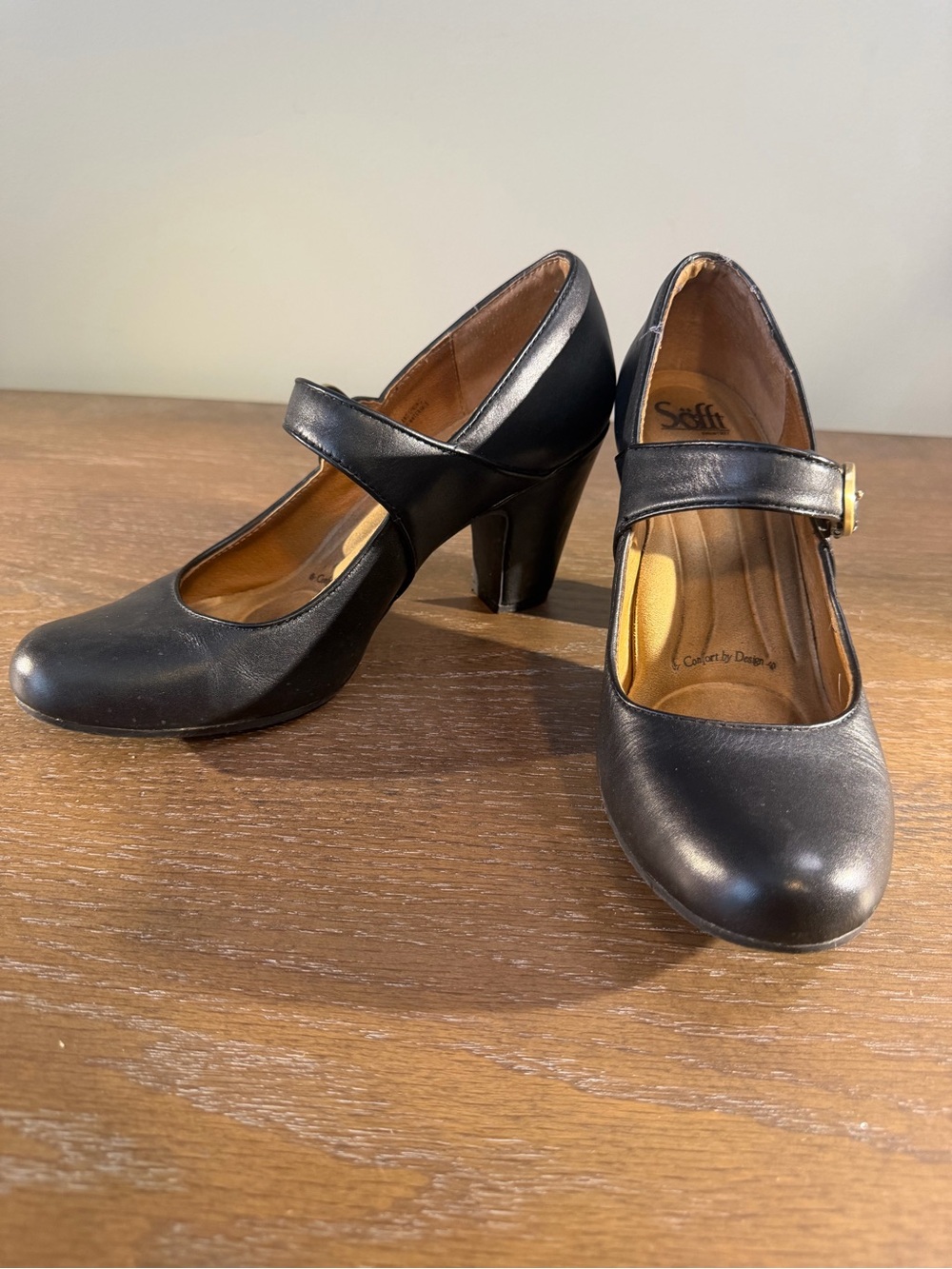 SoftWalk Black Mary Jane Pumps with Buckle Strap